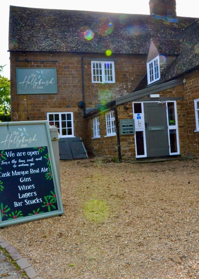The Hollybush Inn And B&B Priors Marston Екстериор снимка