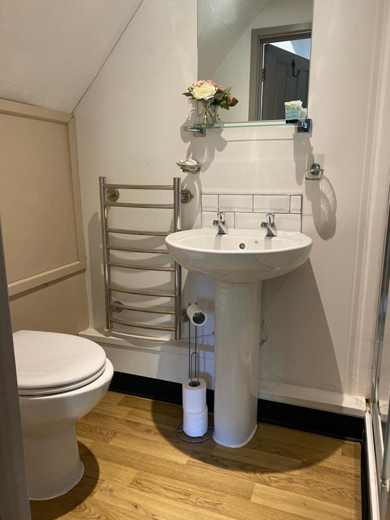 The Hollybush Inn And B&B Priors Marston Екстериор снимка